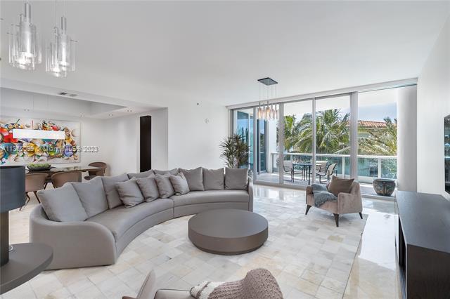 THE RESIDENCES AT THE BAT 5959,Collins Ave Miami Beach 74667